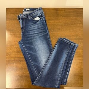 KanCan Signature Mid-Rise Skinny Jeans Size 28